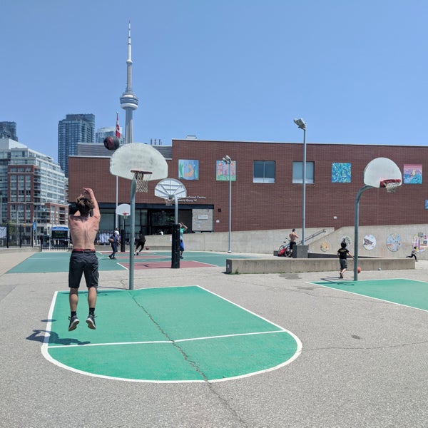 Harbourfront Basketball Court - 627 Queen's Quay West