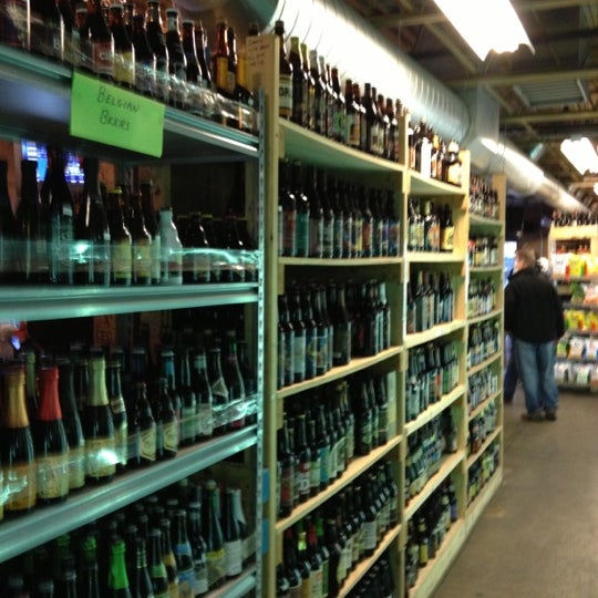 House Of 1000 Beers 357 Freeport St