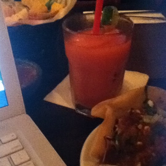 รูปภาพถ่ายที่ Mexicali Grill โดย Lisa G. เมื่อ 12/13/2012