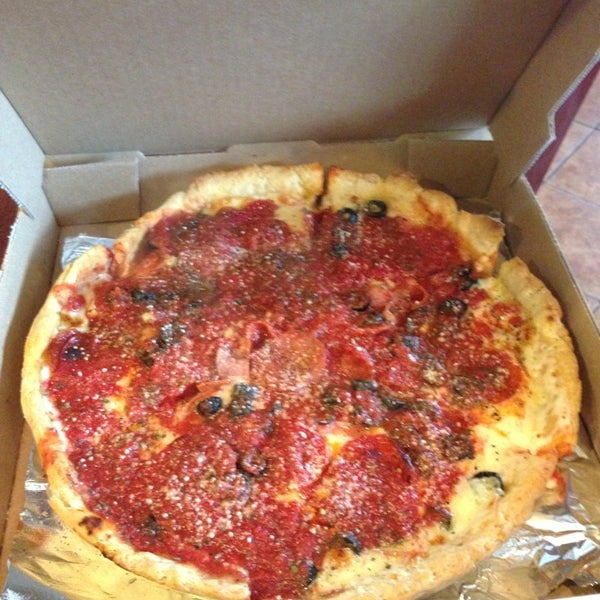 Foto tomada en Trilogy Pizza  por Brian el 3/8/2013