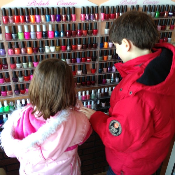 Pro Nails Nail Salon in Orland Park