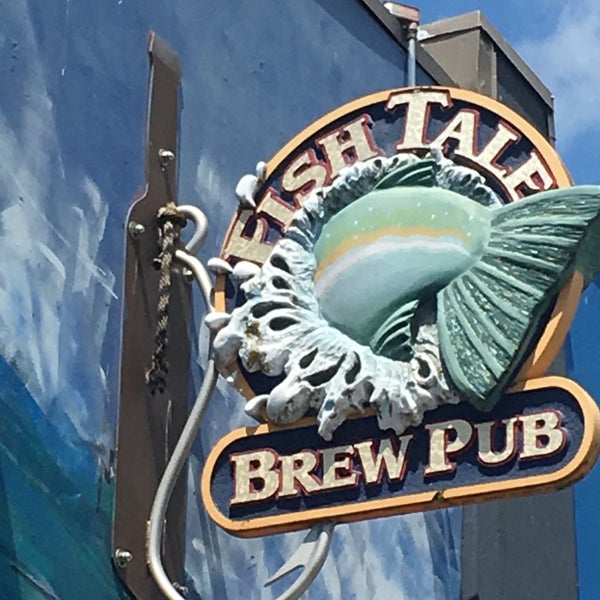 รูปภาพถ่ายที่ Fish Tale Brew Pub โดย Jim W. เมื่อ 7/19/2019