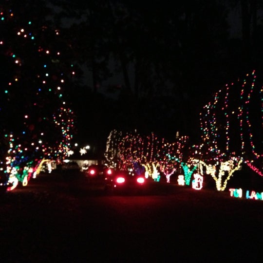 Dorothy B Oven Park Christmas Lights 2022 Hours Photos At Dorothy B. Oven Park & House - 3205 Thomasville Rd