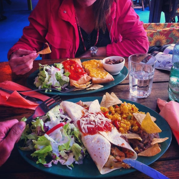 Photo taken at Restaurante Mexicano La Concha by Dejan M. on 5/24/2013