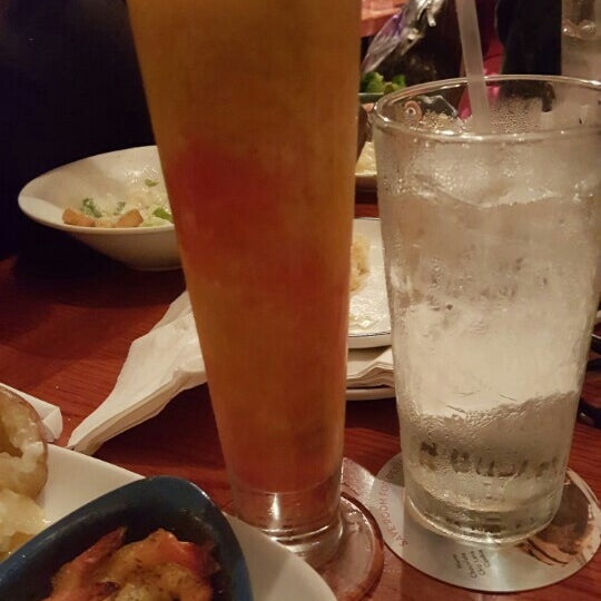 Photo taken at Red Lobster by Ketina M on 10/6/2015