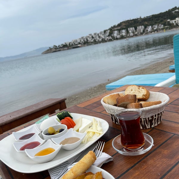 Bitez Bay
