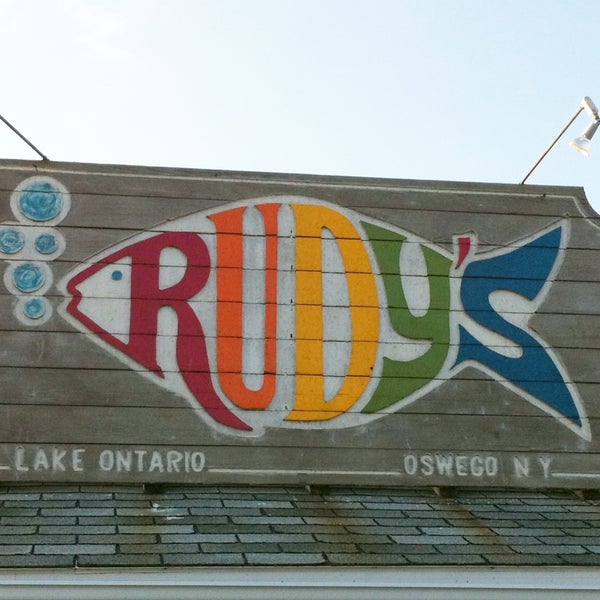 Photo taken at Rudy&#39;s Lakeside Drive-In by Sunny on 4/27/2013
