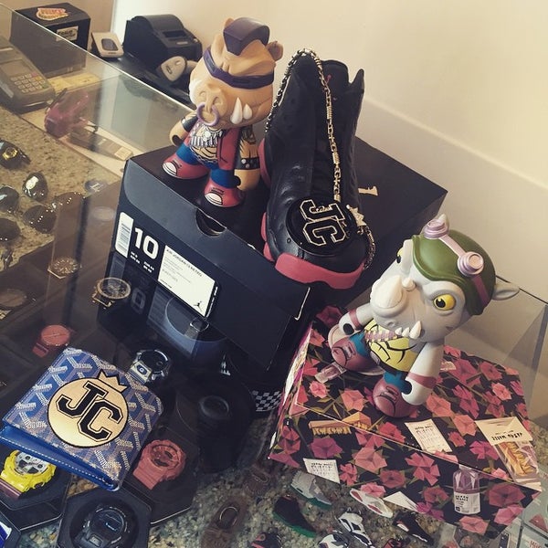 Kicks Sole Provider (Now Closed) Windsor Square Los Angeles, CA