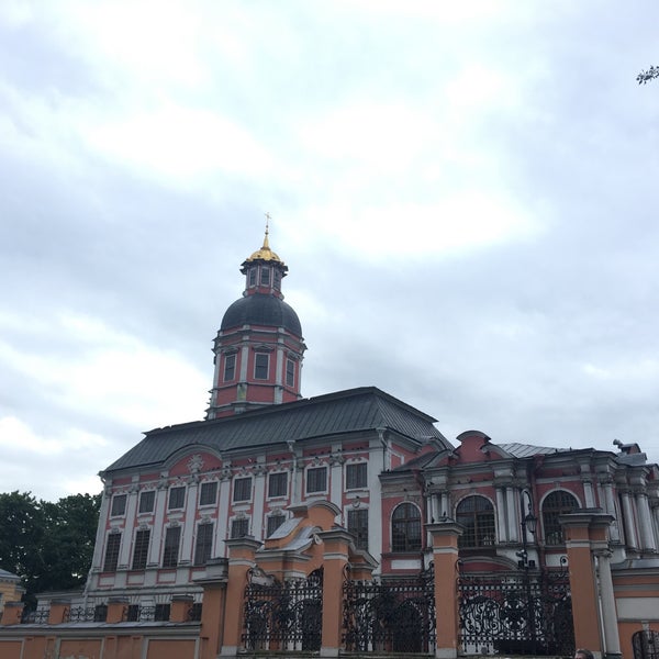 александро невская лавра святодуховский центр. святодуховский зал александро-невской лавры. духовской корпус александро-невской лавры. благовещенская церковь александро невской лавры петербург. дпц святодуховский александро-невской лавры.