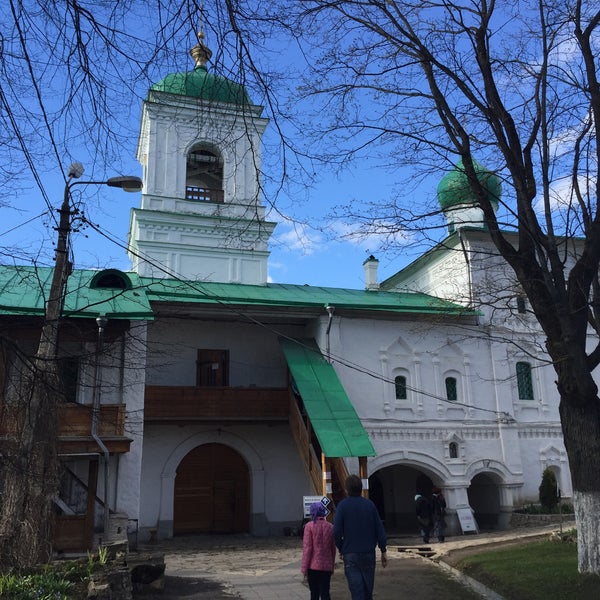 Мирожский монастырь