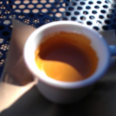 Снимок сделан в Peet&#39;s Coffee &amp; Tea пользователем Catherine A. 2/18/2013