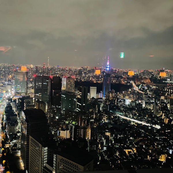 รูปภาพถ่ายที่ New York Bar โดย 渋谷 在. เมื่อ 8/24/2023