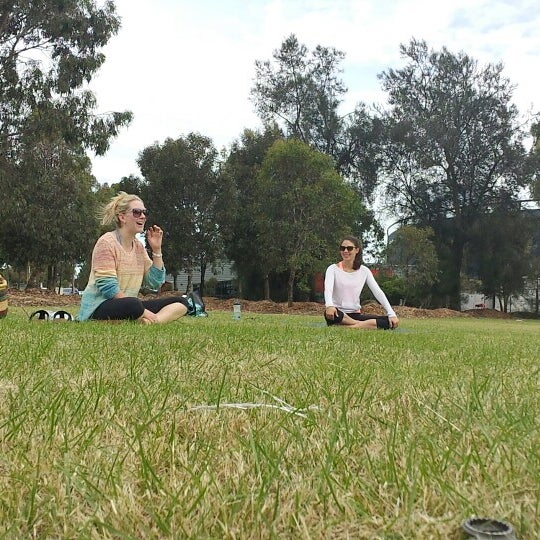 lululemon highpoint opening hours