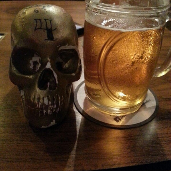 Photo taken at Gold Skull Burger &amp; Grill by Marina M. on 4/12/2014
