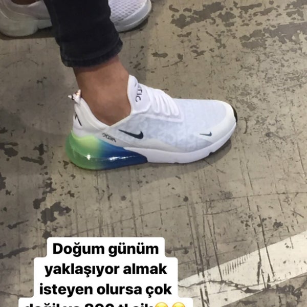 Ik wil niet fluweel globaal Photos at Nike - Sporting Goods Shop in Kayseri