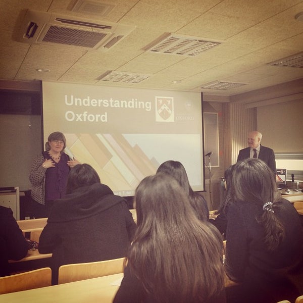 대원외국어고등학교 / Daewon Foreign Language High School 중곡4동에서 고등학교일