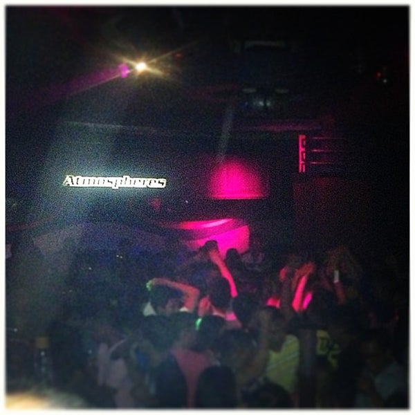 "Chocolate"Club The comfortable and warm atmosphere, comfortable from all sides