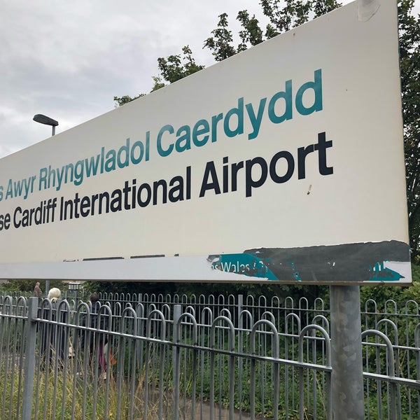Rhoose Cardiff International Airport Railway Station (RIA) 5 tips