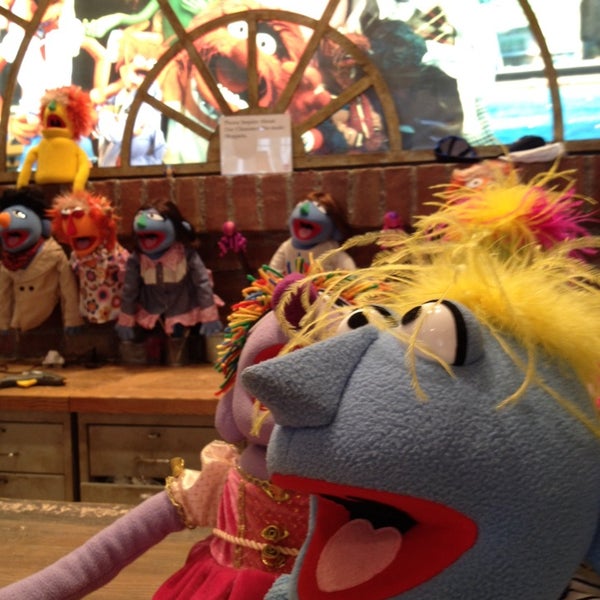 The Muppet Whatnot Workshop @ Fao Schwarz (Now Closed) - Midtown East - 3 tips from 232 visitors