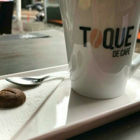 Photo taken at Toque de Café by Andre F. on 1/21/2017