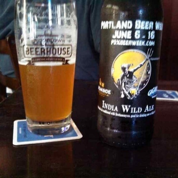 Photo taken at Bridgetown Beerhouse by Justin Q. on 6/7/2013