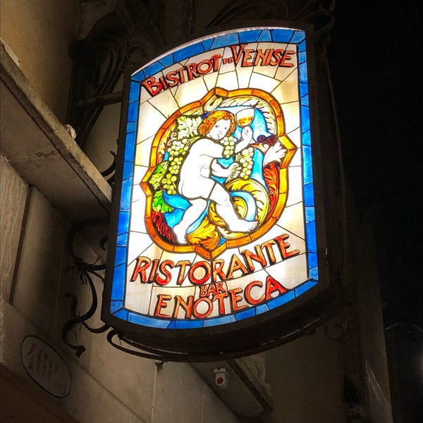 Photo taken at Bistrot de Venise by ACM on 11/21/2018