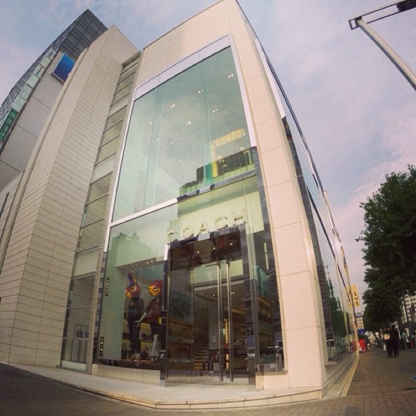 Coach 名古屋栄店 丸の内区 0 Tips