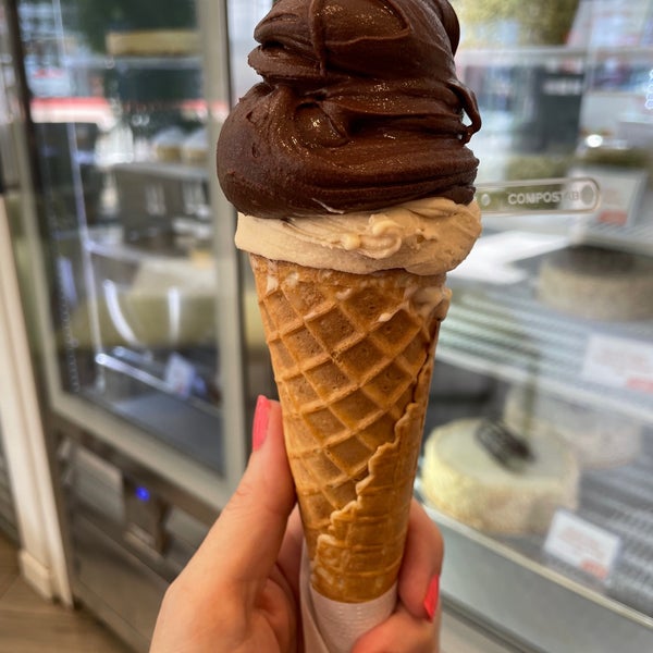 Unico Gelato Shop in Bromley