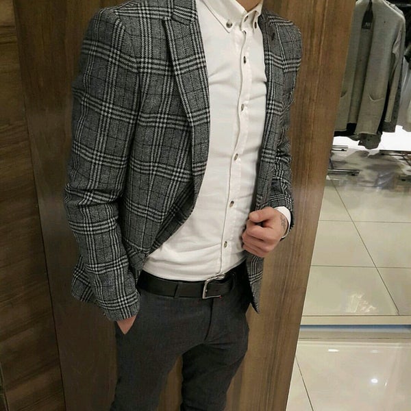 мужские зимние parka asos. парень сидит в парке. мужчина в машине. куртка парка merrell мужская. Park men.