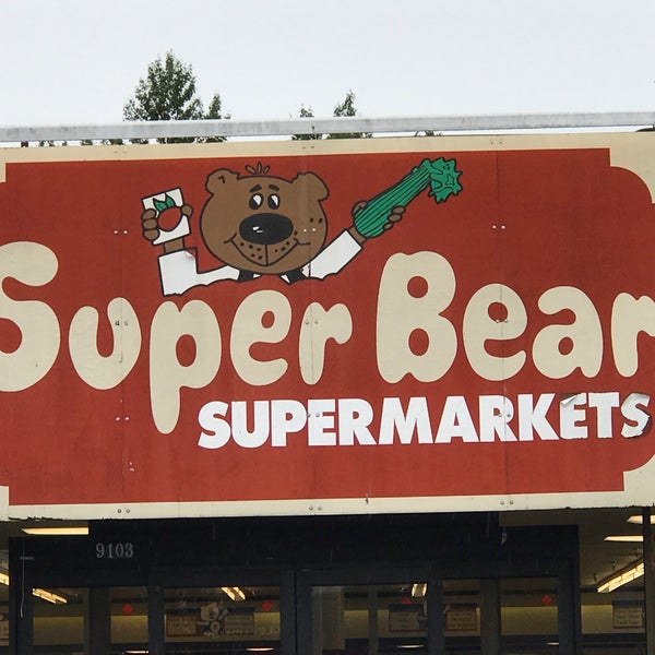 Super Bear Supermarket Grocery Store in Juneau