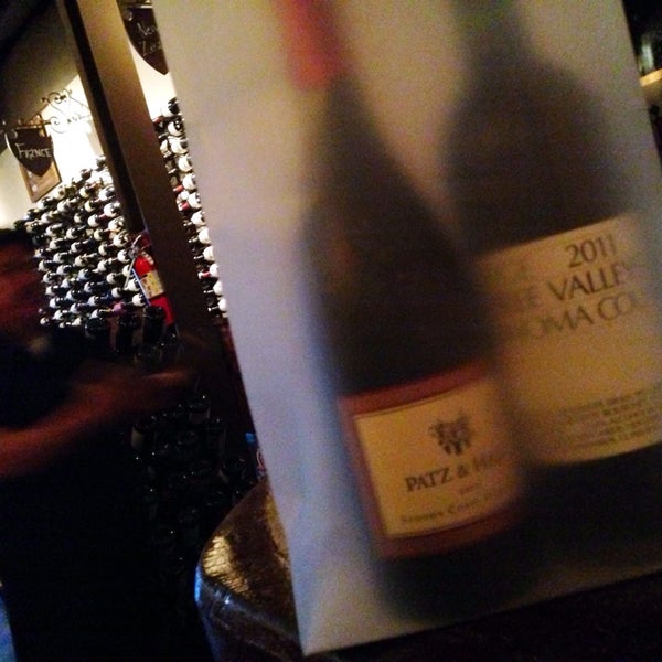 4/17/2014にBrad M.がVeritas Wine Roomで撮った写真