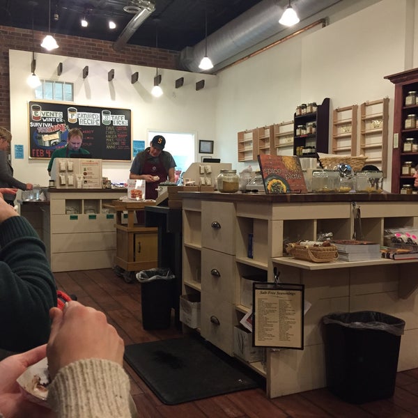 2/5/2015에 C.K.님이 Savory Spice Shop에서 찍은 사진
