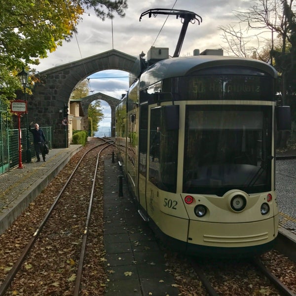 Foto tirada no(a) Pöstlingbergbahn por Jirka A. em 10/29/2018