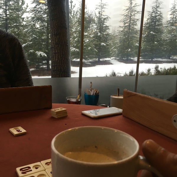 1/14/2018 tarihinde Osman Ö.ziyaretçi tarafından Chiffre Nargile Cafe'de çekilen fotoğraf