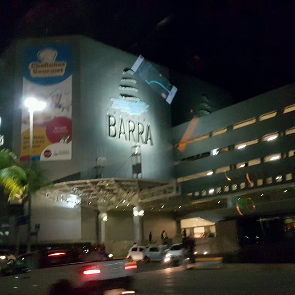 Foto tirada no(a) Shopping Barra por Erico C. em 1/12/2017