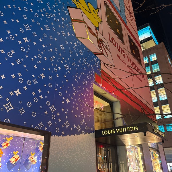 Louis Vuitton New York 5th Avenue store, United States