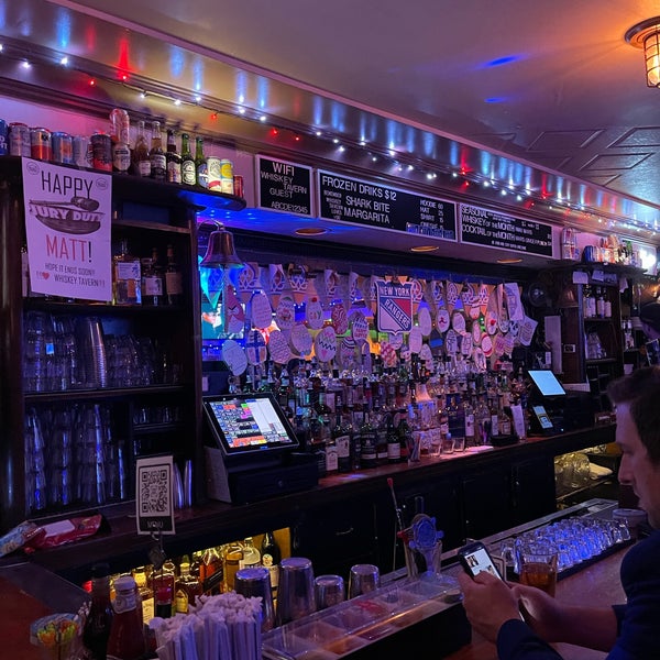 Foto tomada en Whiskey Tavern  por Luke C. el 4/19/2022