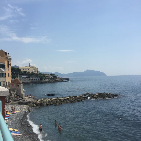 Spiaggia Di Quinto Genova, Liguria