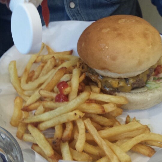 5/1/2014にAlexandre M.がMaison Burgerで撮った写真