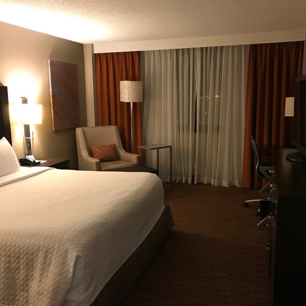 Crowne Plaza Miami International Airport 950 NW 42nd Avenue, (Lejeune