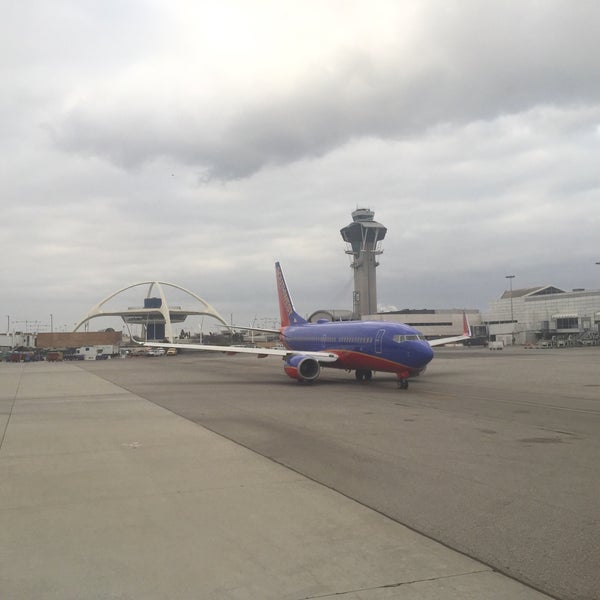 Das Foto wurde bei Flughafen Los Angeles International (LAX) von Alex L. am 4/21/2015 aufgenommen