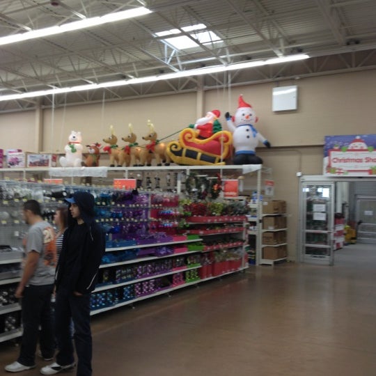 Walmart Supercenter - 4 tips from 795 visitors