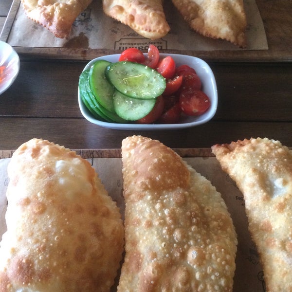 Photo taken at Baba Fırın - Cafe Taşyaka by Hido on 2/7/2018