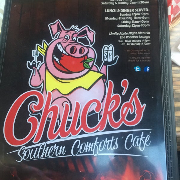 Foto diambil di Chuck&#39;s Southern Comforts Cafe oleh Robert B. pada 8/9/2015