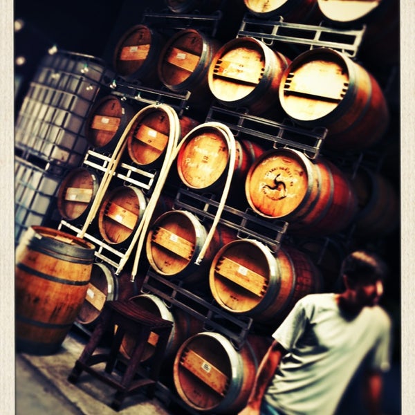 8/18/2013에 Daniel S.님이 Carruth Cellars Winery on Cedros에서 찍은 사진