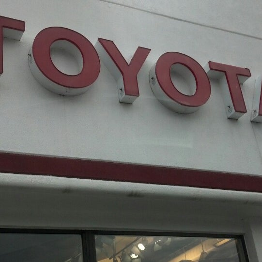 Interstate Toyota Auto Dealership