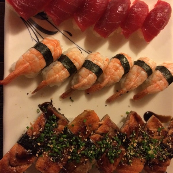 6/14/2014にDidi C.がH2O Sushi Barで撮った写真