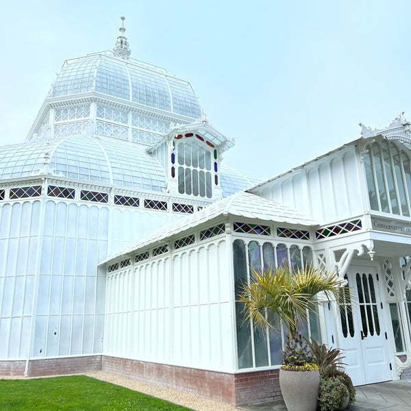 Photo taken at Conservatory of Flowers by Vina U. on 8/16/2023