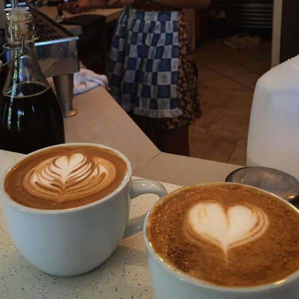 Foto tirada no(a) Vintage Heart Coffee por Brett D. em 10/2/2015