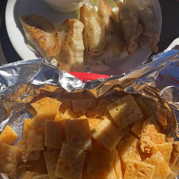 Huddle Sports Bar & Grill - Sports Bar